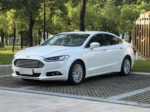 Ford 蒙迪欧 2013
