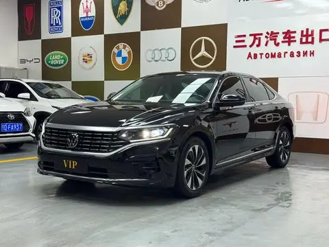 Volkswagen Passat 2023