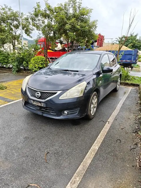 Nissan 骐达TIIDA 2011