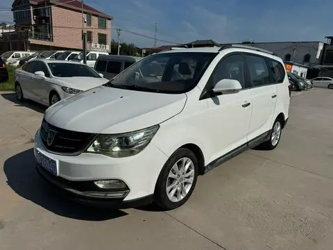 Baojun 730 2016