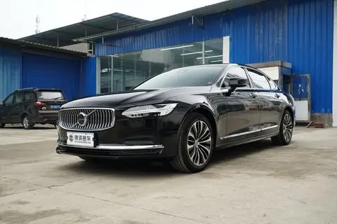 Volvo S90 2023