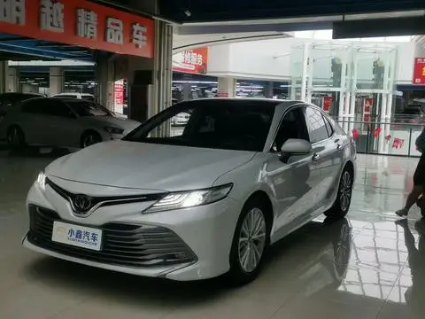 Toyota Camry 2019