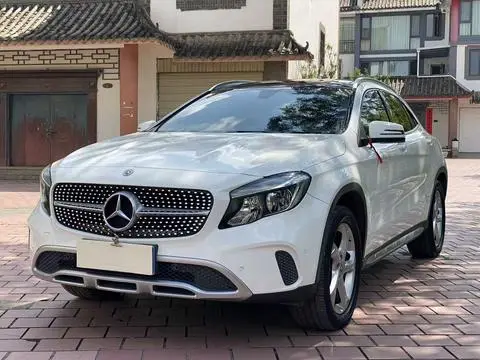 Mercedes-Benz GLA 2018