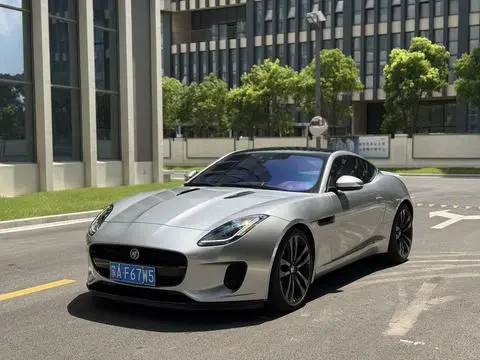 Jaguar F-TYPE 2019 — фото 1