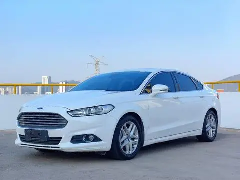 Ford 蒙迪欧 2013