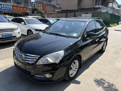 Hyundai 悦动 2015