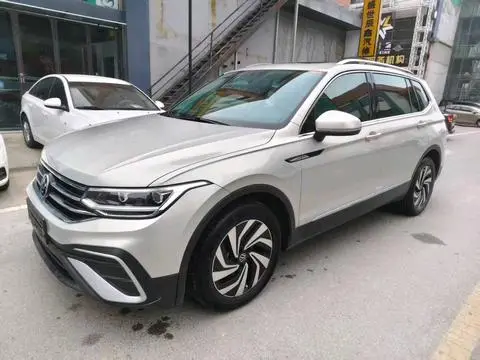 Volkswagen Tiguan L 2022