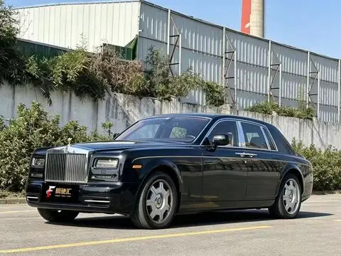 Rolls Royce 幻影 2013