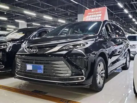 Toyota 赛那 2024