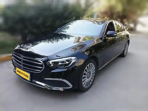 Mercedes-Benz E-Class 2022