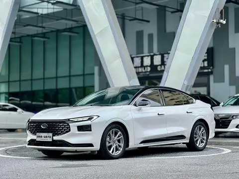 Ford 蒙迪欧 2023