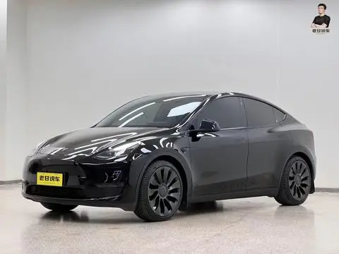Tesla Model Y 2022