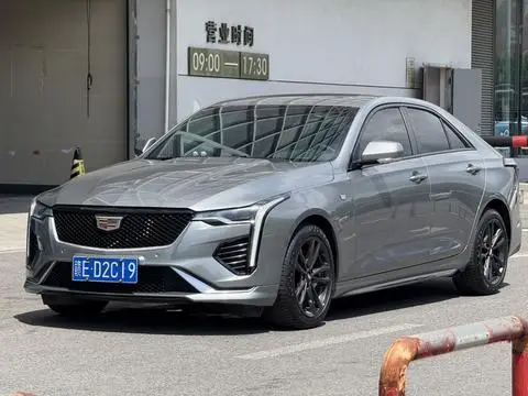 Cadillac CT4 2023