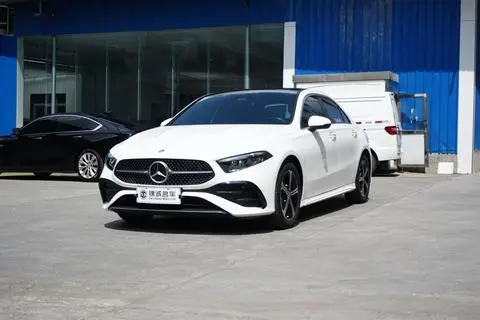 Mercedes-Benz A-Class 2023 — фото 1