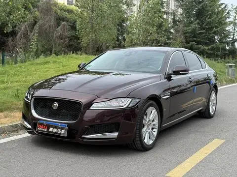 Jaguar XFL 2018