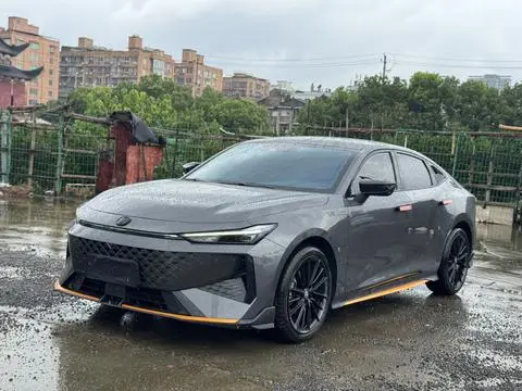 Changan UNI-V 2024