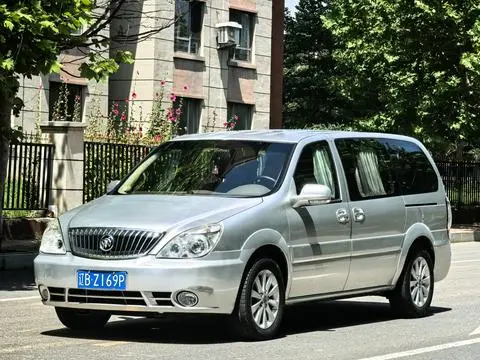 Buick GL8 2013
