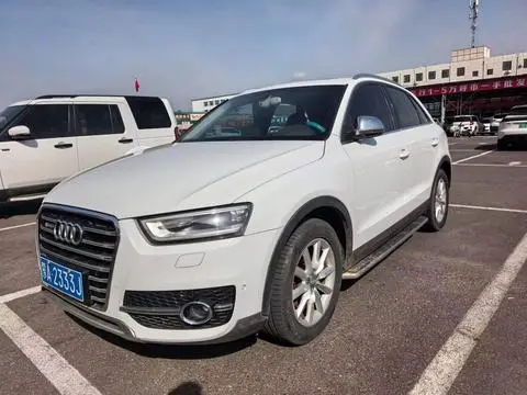Audi Q3 2015