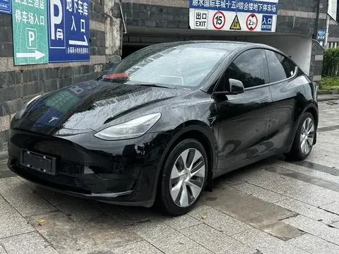 Tesla Model Y 2022 — фото 1