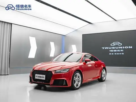 Audi TT 2015