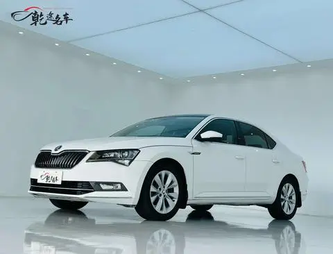 Skoda Superb 2016