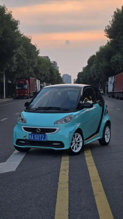 smart fortwo 2012
