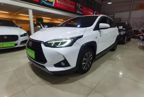 Toyota YARIS L 2020