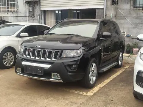 Jeep 指南者 2013