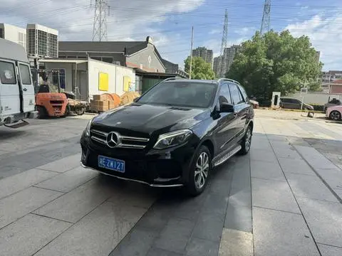 Mercedes-Benz GLE 2015