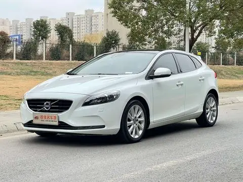 Volvo V40 2016
