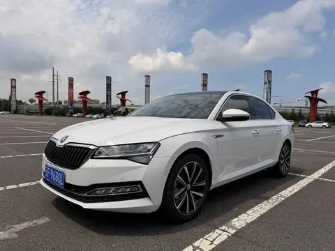 Skoda Superb 2024