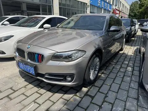 BMW 5 Series 2014 — фото 1
