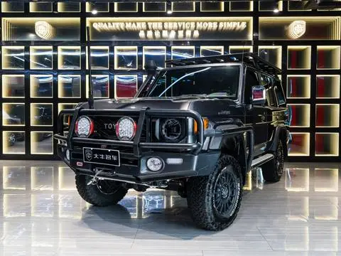 Toyota 兰德酷路泽70 Series 2022