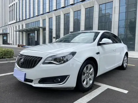 Buick Regal 2015 — фото 1