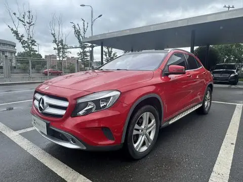 Mercedes-Benz GLA 2015