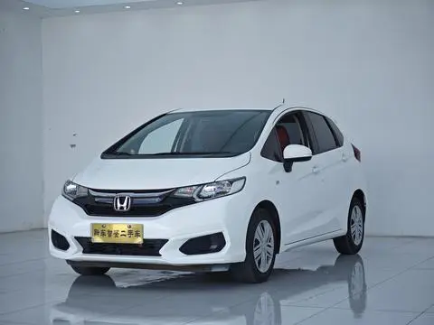 Honda Fit 2018 — фото 1