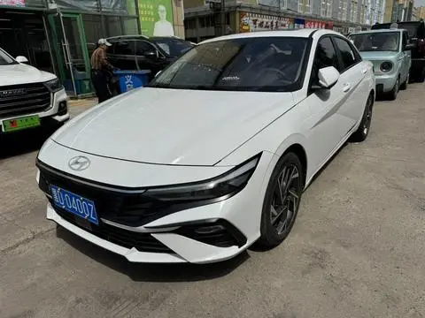 Hyundai Elantra 2023