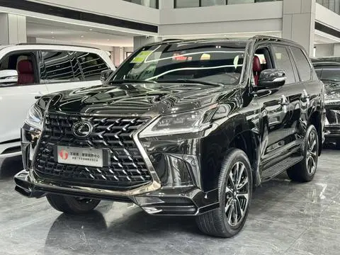 Lexus LX 2021 — фото 1