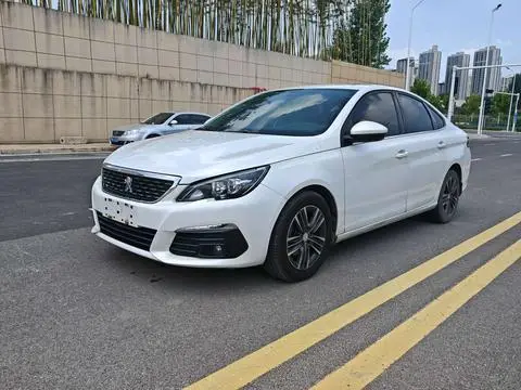 Peugeot 308 2019 — фото 1
