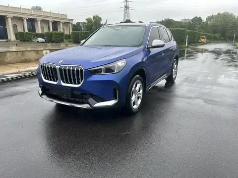 BMW X1 2023 — фото 1