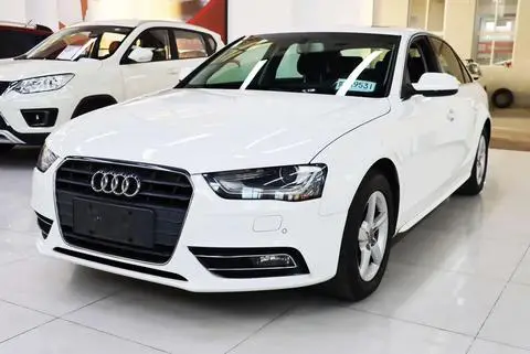 Audi A4L 2013 — фото 1