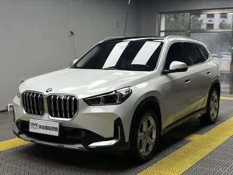 BMW X1 2023 — фото 1