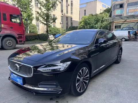 Volvo S90 2023