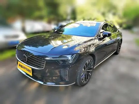 Volvo S90 2026