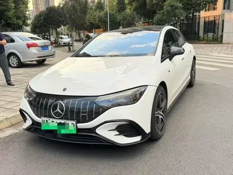 Mercedes-Benz EQE AMG 2023