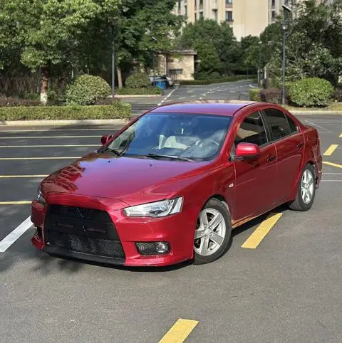 Mitsubishi 翼神 2010