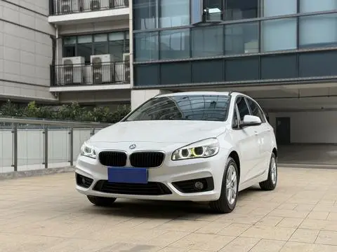 BMW 2 Series 旅行车 2016