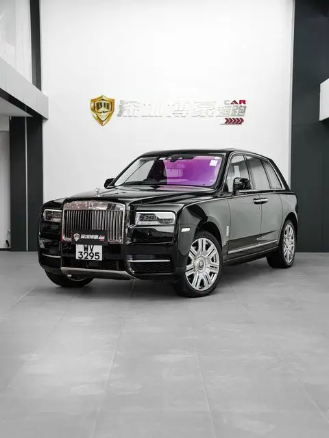 Rolls Royce Cullinan 2021 — фото 1