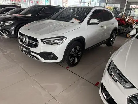 Mercedes-Benz GLA 2020