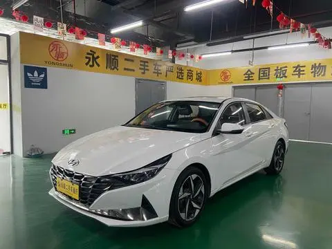 Hyundai Elantra 2021